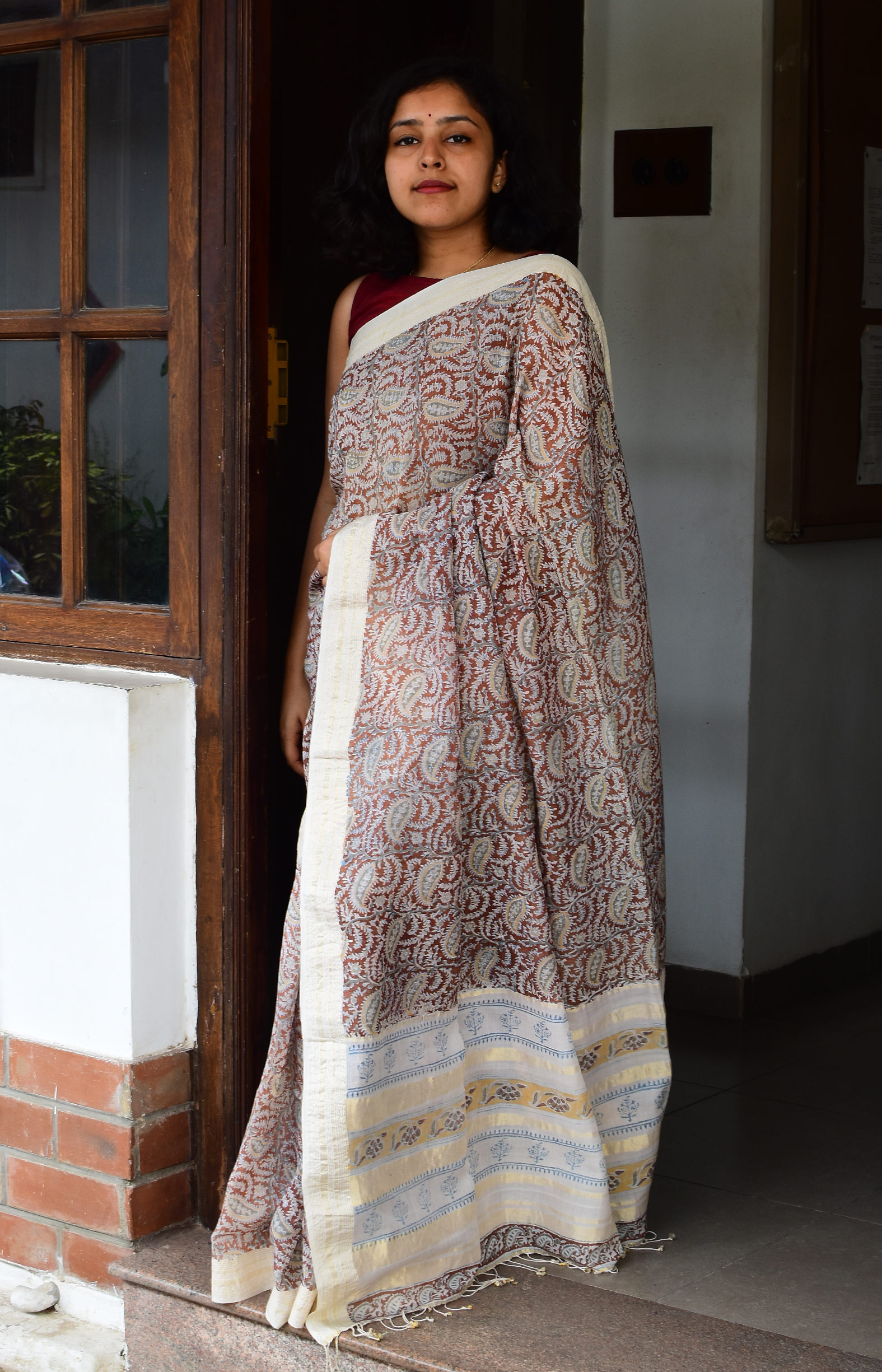 Brown with Off-White, Handwoven Organic Cotton, Textured Weave ,  Hand block printed, Occasion Wear, Jari Saree